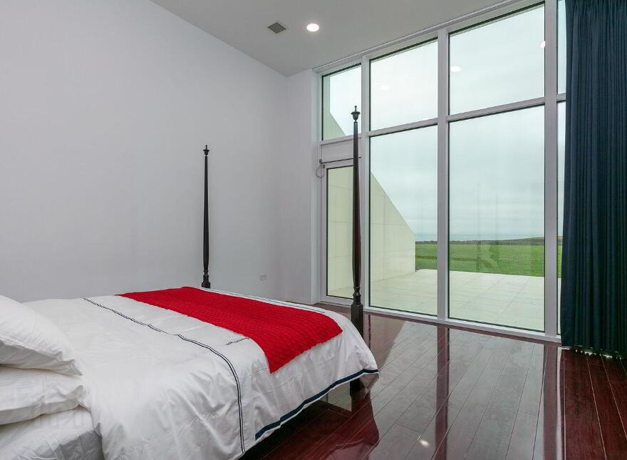 Dunmore Head, Kilrush, V15AW82