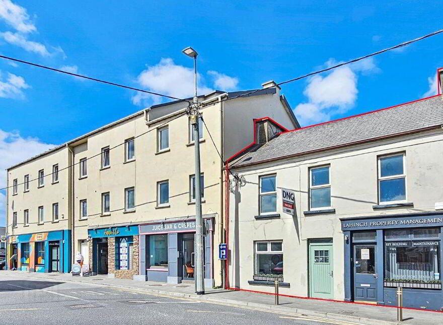 Main Street, Lahinch, V95K6AC