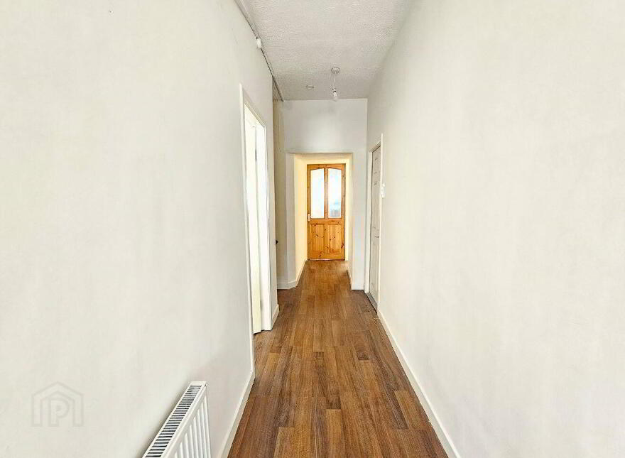 Main Street, Lahinch, V95K6AC