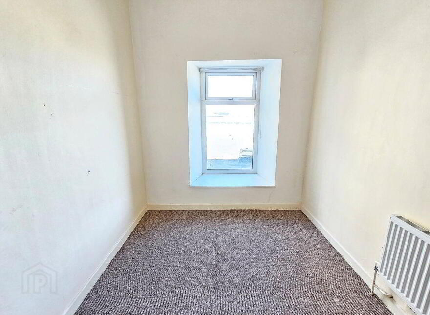 Main Street, Lahinch, V95K6AC