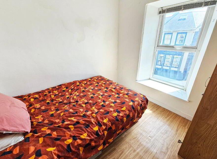 Main Street, Lahinch, V95K6AC