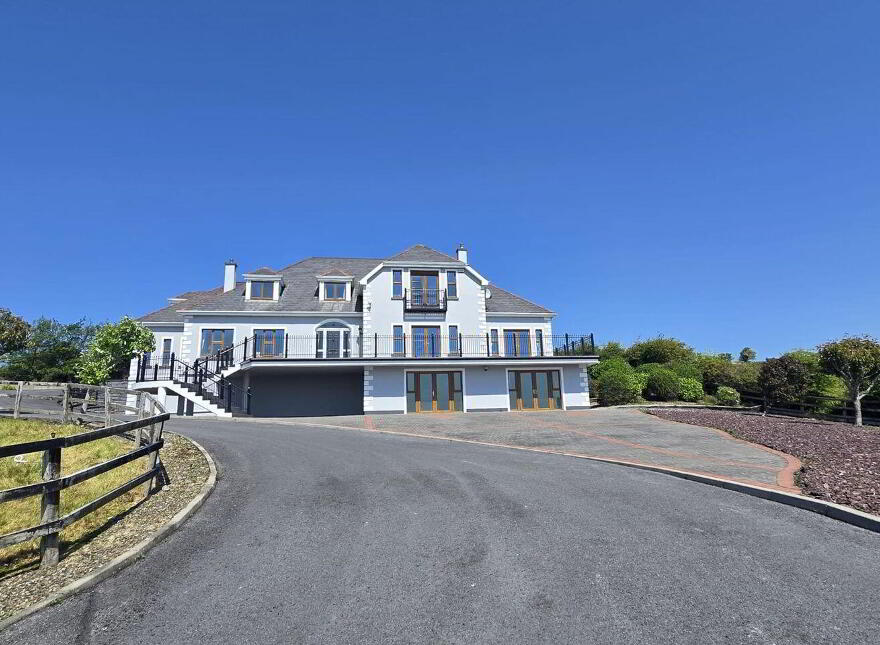 Lakil House, Kilaspuglinane, Lahinch, V95H928