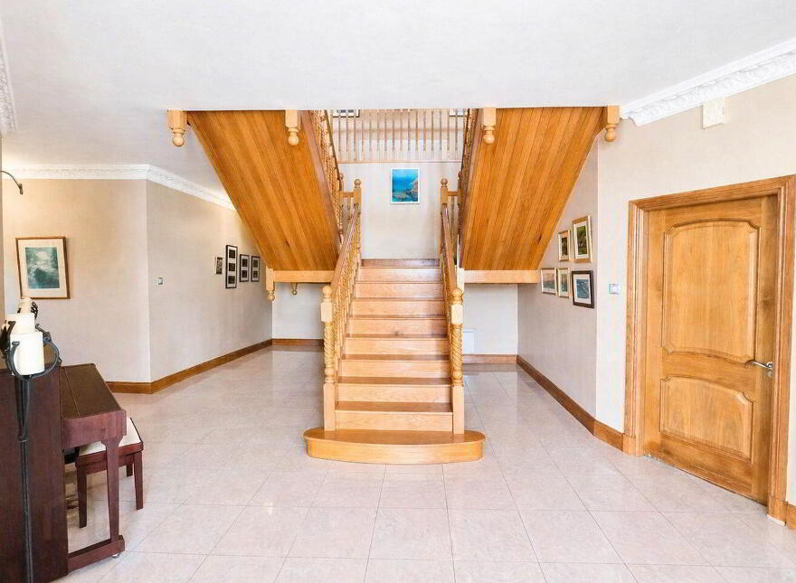 Lakil House, Kilaspuglinane, Lahinch, V95H928