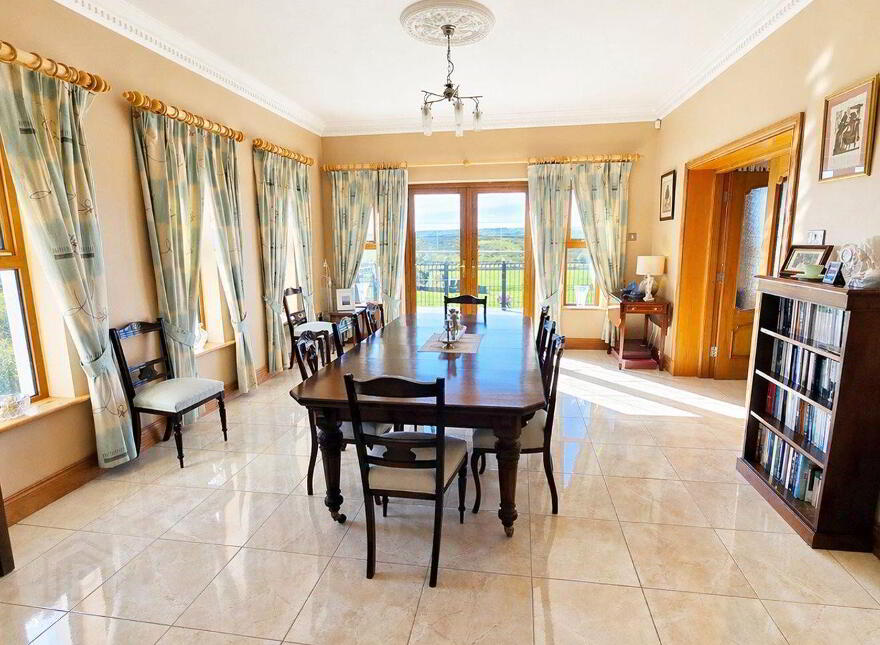 Lakil House, Kilaspuglinane, Lahinch, V95H928
