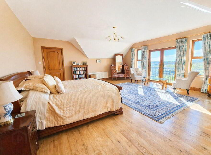 Lakil House, Kilaspuglinane, Lahinch, V95H928