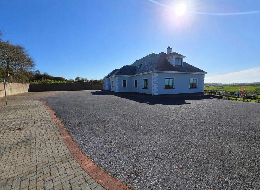 Lakil House, Kilaspuglinane, Lahinch, V95H928