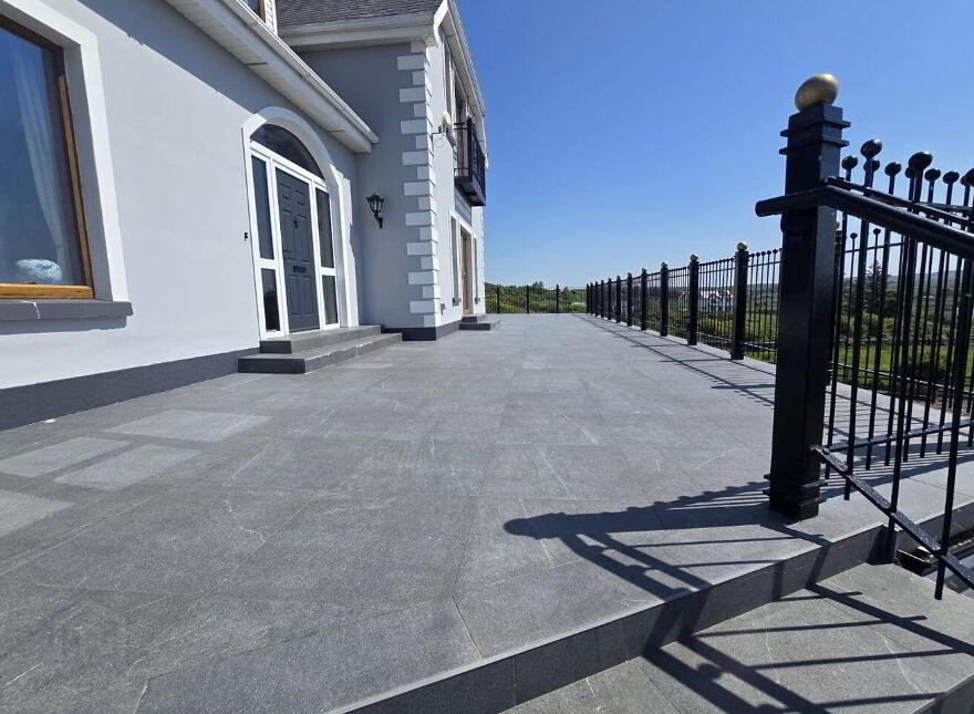 Lakil House, Kilaspuglinane, Lahinch, V95H928