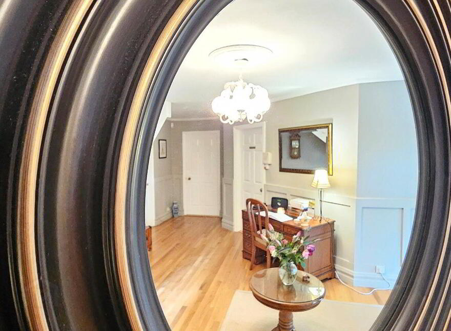 Glenomra House, Limerick Road, Ennis, V95X853