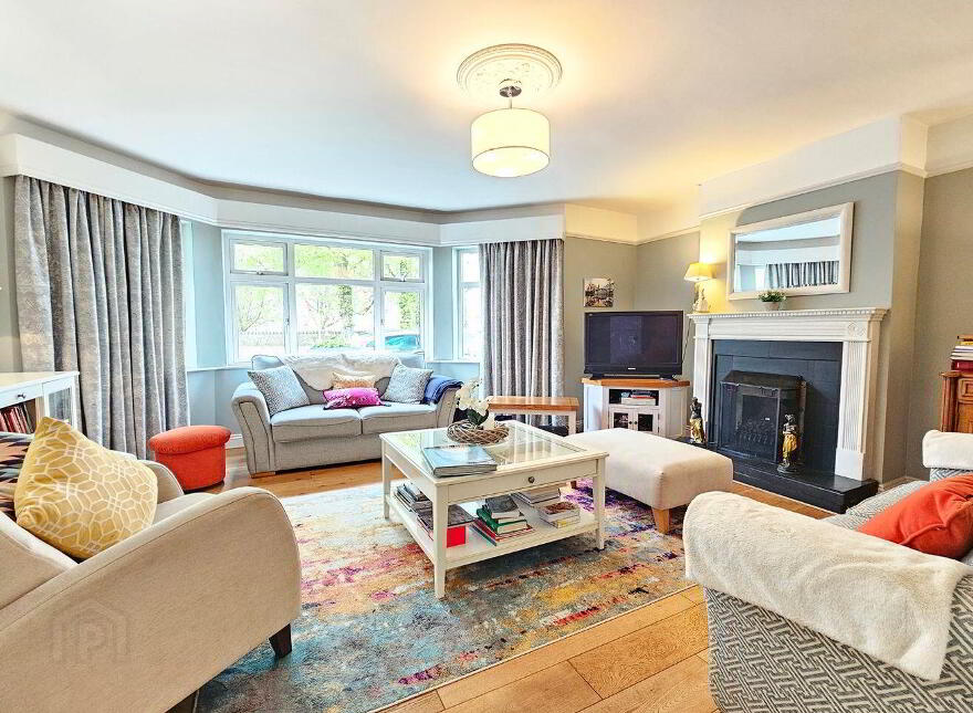 Glenomra House, Limerick Road, Ennis, V95X853