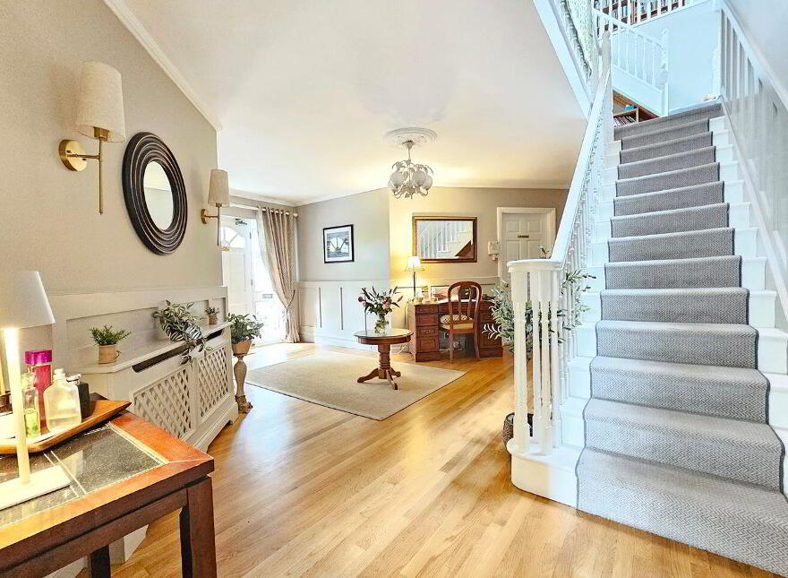Glenomra House, Limerick Road, Ennis, V95X853