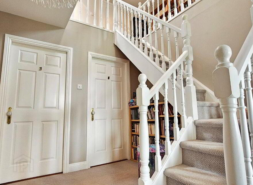 Glenomra House, Limerick Road, Ennis, V95X853