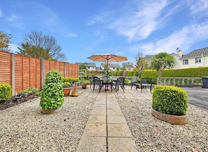 Glenomra House, Limerick Road, Ennis, V95X853