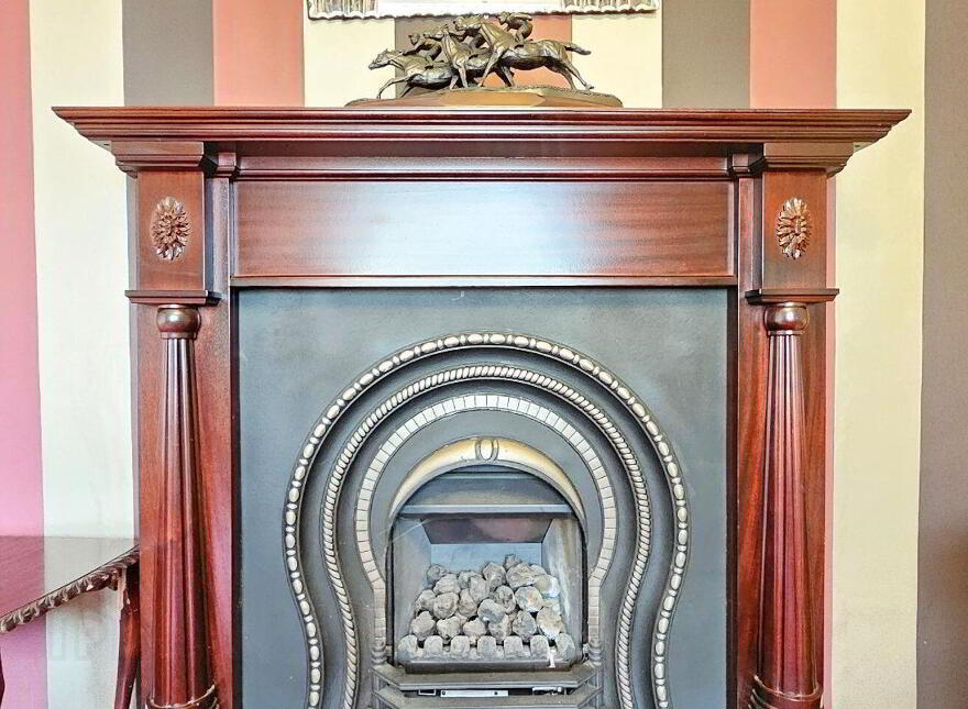 Loughville, Lahinch Road, Ennis, V95P2D8