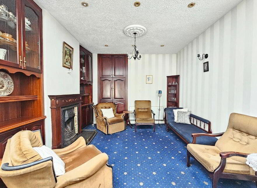 Loughville, Lahinch Road, Ennis, V95P2D8