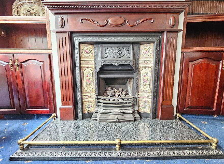 Loughville, Lahinch Road, Ennis, V95P2D8