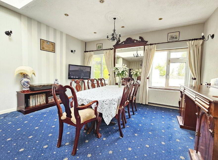Loughville, Lahinch Road, Ennis, V95P2D8