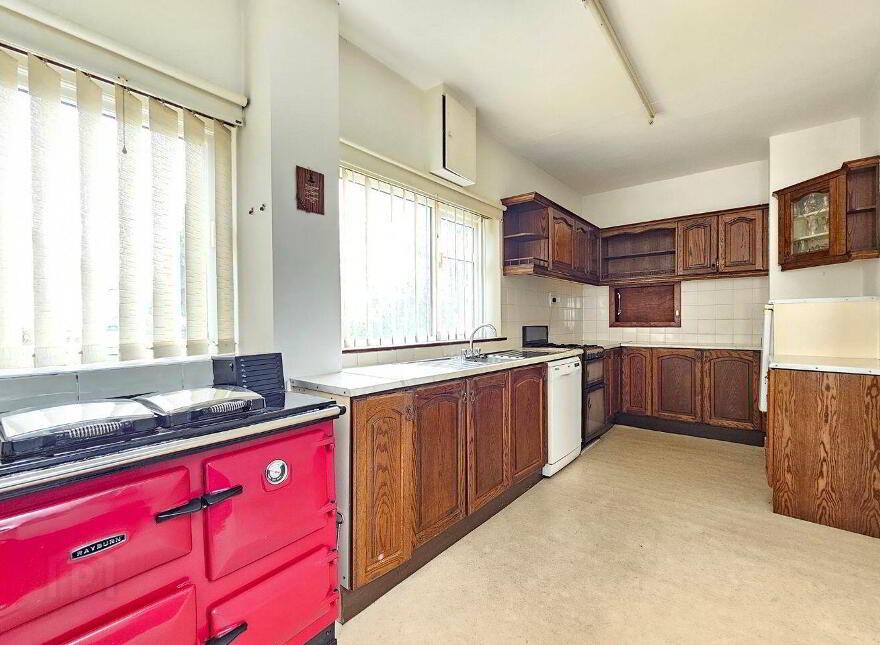 Loughville, Lahinch Road, Ennis, V95P2D8