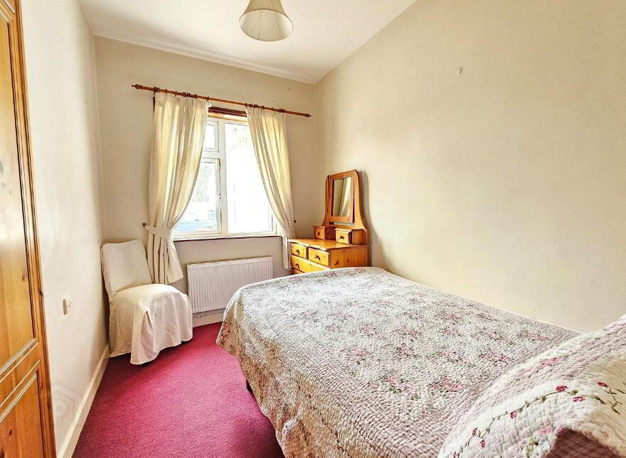 Loughville, Lahinch Road, Ennis, V95P2D8