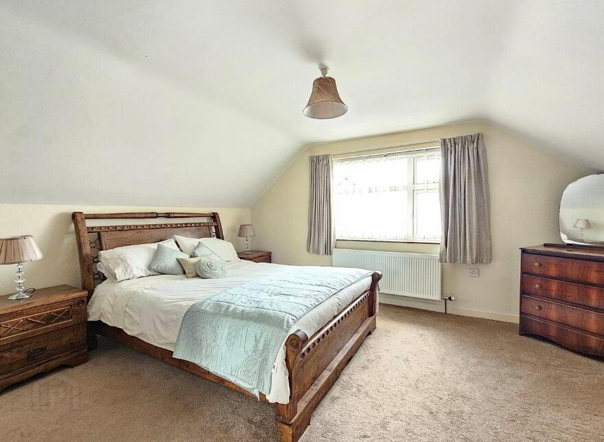 Loughville, Lahinch Road, Ennis, V95P2D8