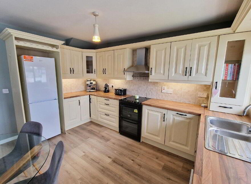 9 Tradaree Court, Shannon, V14TY83