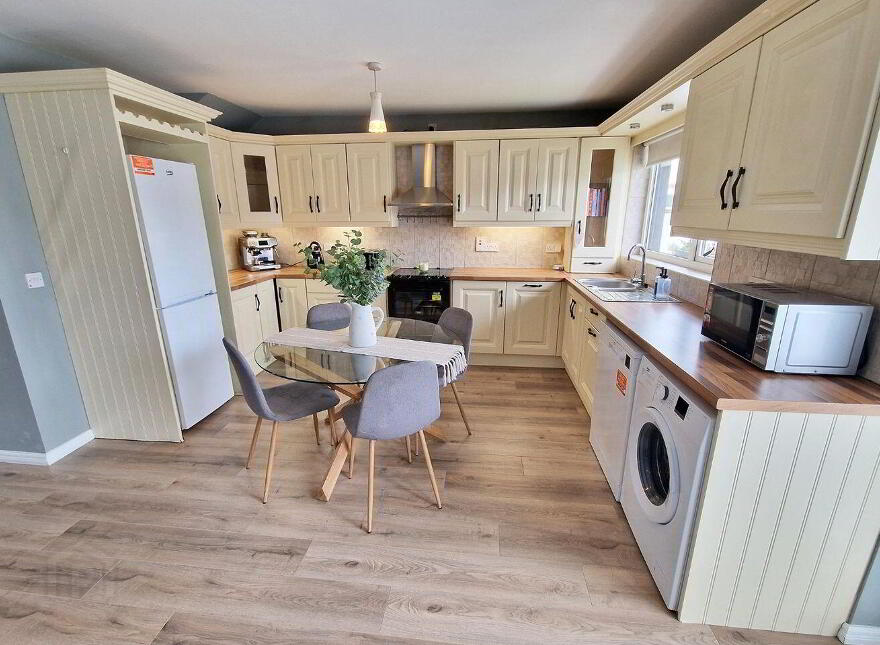 9 Tradaree Court, Shannon, V14TY83