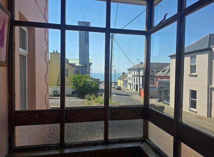 Sea Haven, Station Road, Lahinch, V95HE40