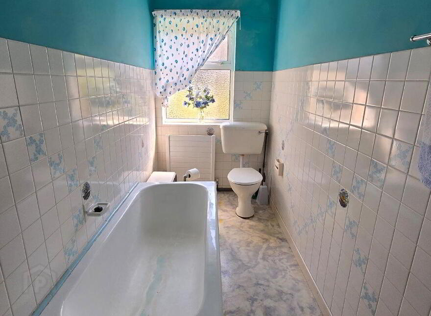 Sea Haven, Station Road, Lahinch, V95HE40