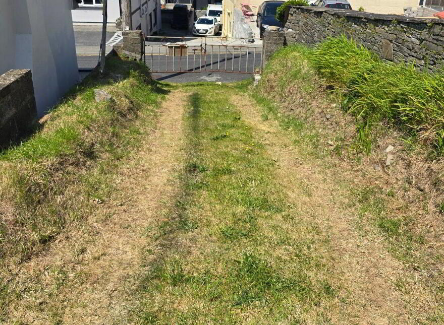 Sea Haven, Station Road, Lahinch, V95HE40