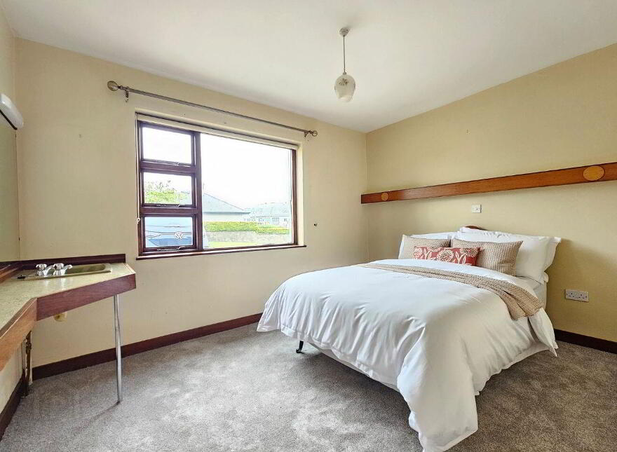 Flagmount House, Clare Road, Ennis, V95YCR7