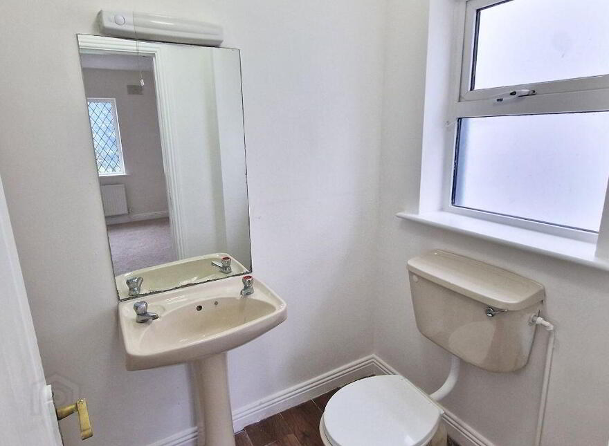 44 Park Avenue, Clon Road, Ennis, V95P4F8