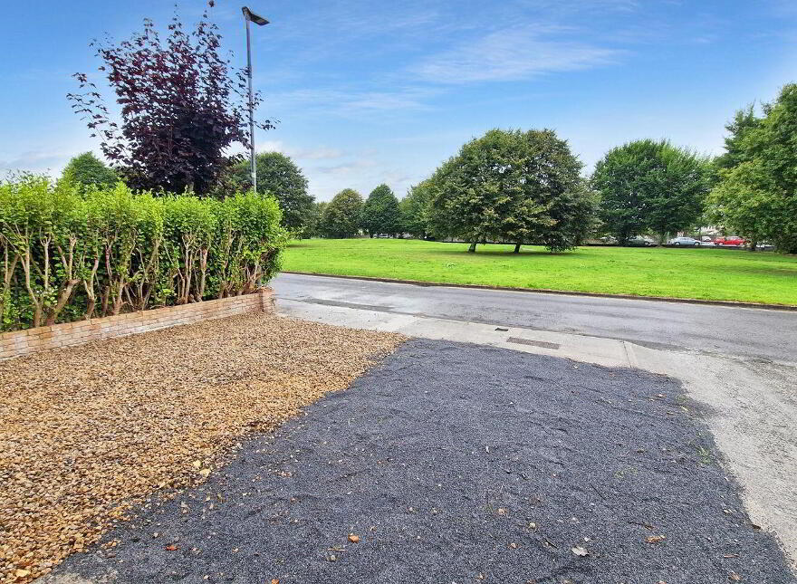 44 Park Avenue, Clon Road, Ennis, V95P4F8