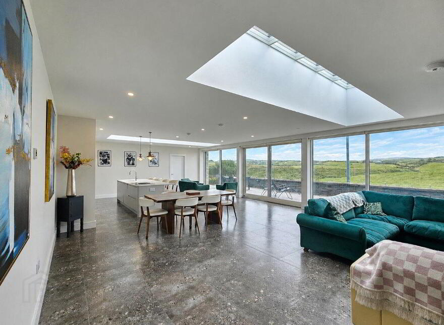 6 Radharc Na Mara, Cregg, Lahinch, V95YC5H
