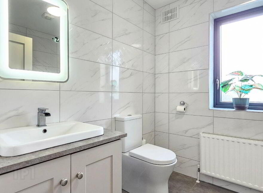 5 Curate's Court, Roslevan, Ennis, V95X58R
