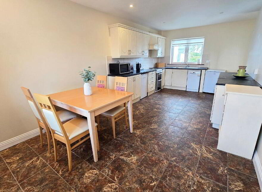 6 Church Field, Doonbeg, Doonbeg, V15KR66