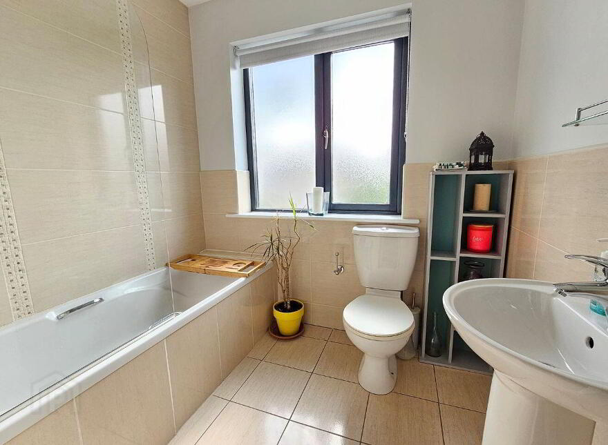 73 Cluain Ros Leamhan, Tulla Road, Ennis, V95NF8A