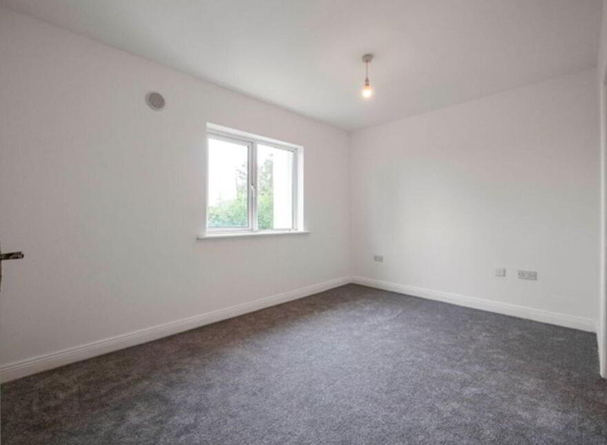 2 Branogue Park, Riverchapel, Y25V525