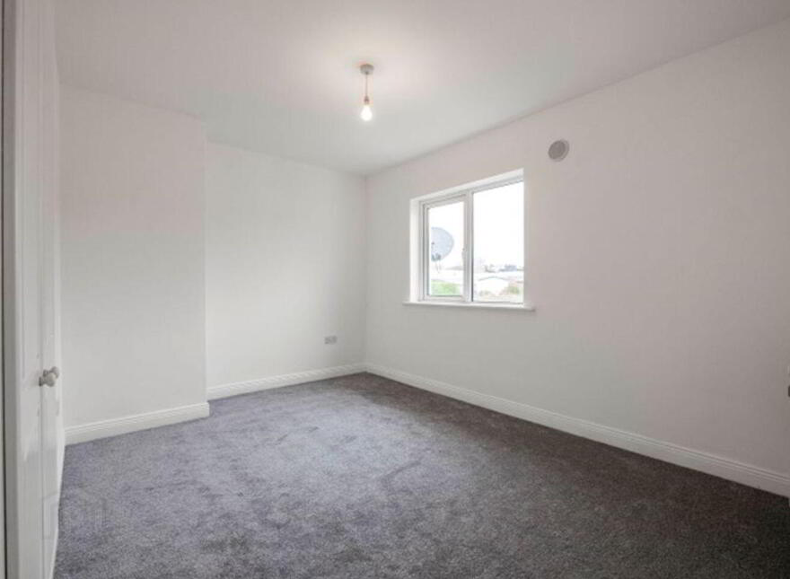 2 Branogue Park, Riverchapel, Y25V525