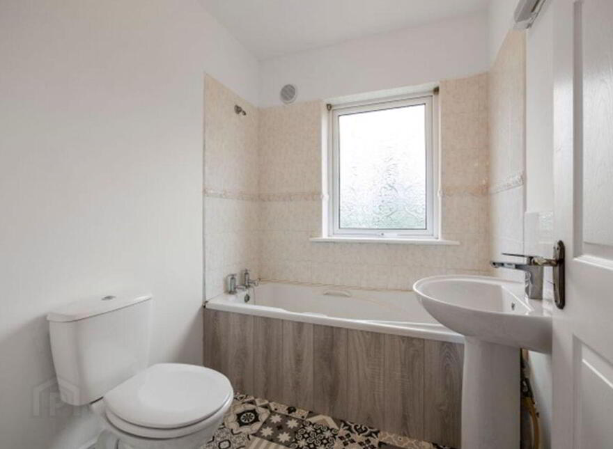 2 Branogue Park, Riverchapel, Y25V525