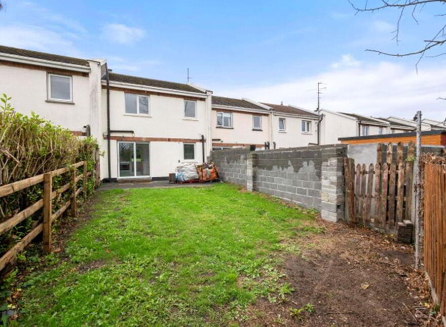 2 Branogue Park, Riverchapel, Y25V525