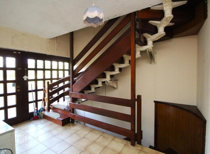 Ross Side House, Saint Josephs Road, Mallow, P51WKE8