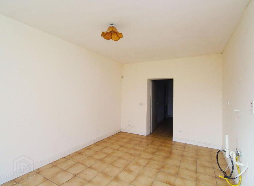 Ross Side House, Saint Josephs Road, Mallow, P51WKE8