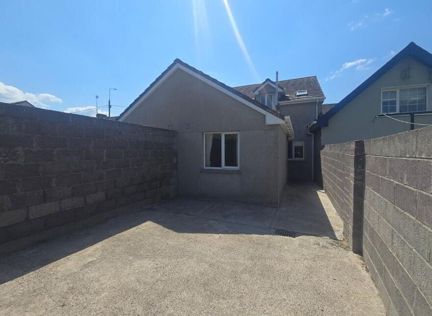 1 Townhouse, Dromina, P56D363