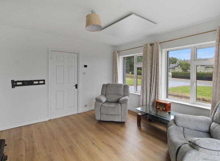 Loumanagh North, Boherbue, P51E8K5