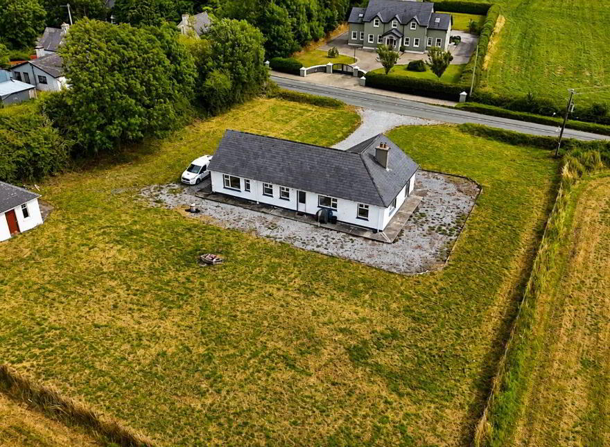 Loumanagh North, Boherbue, P51E8K5