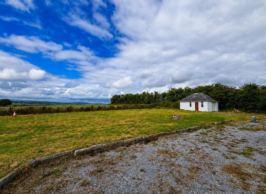 Loumanagh North, Boherbue, P51E8K5