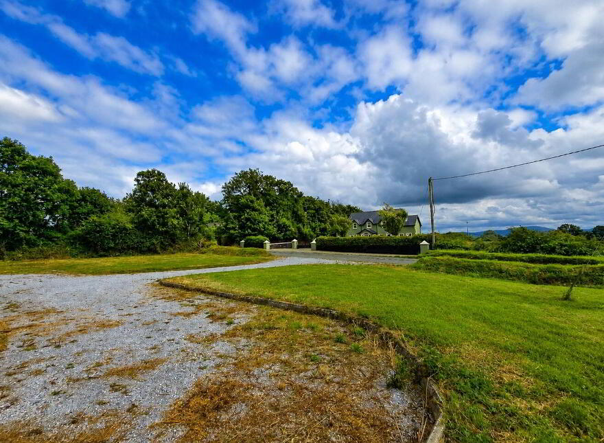 Loumanagh North, Boherbue, P51E8K5