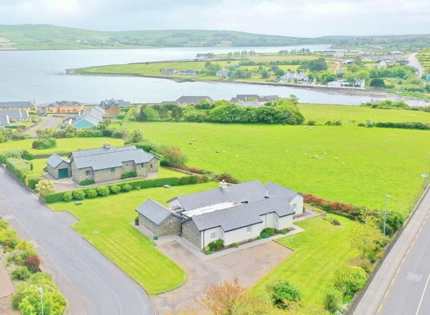 1 Bárr Na Coille, Dingle, V92HH98