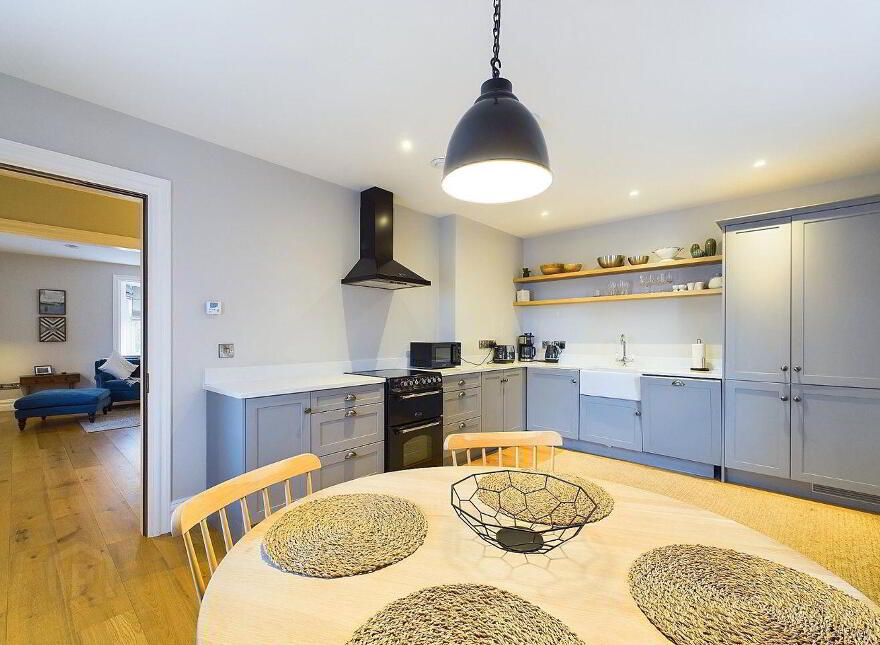 Westend Mews, New Street, Killarney, V93HH64