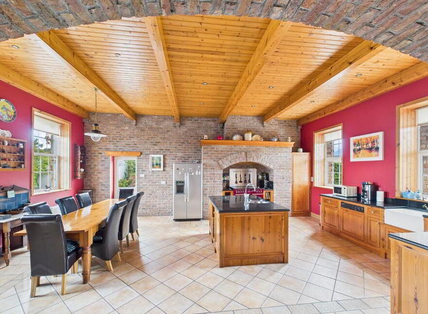 Cloverfield House, Muckross Rd, Killarney, V93R9C6