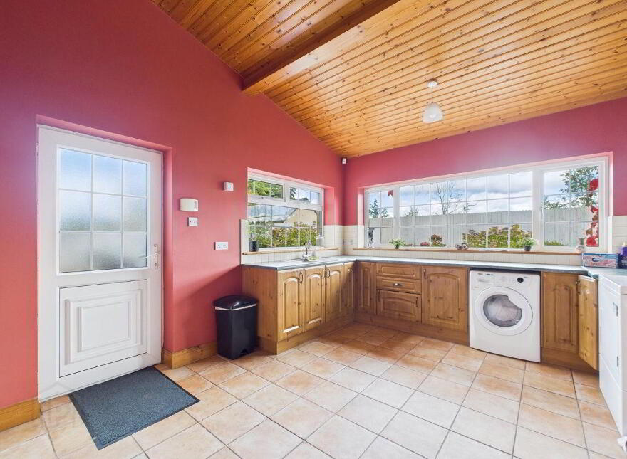 Cloverfield House, Muckross Rd, Killarney, V93R9C6